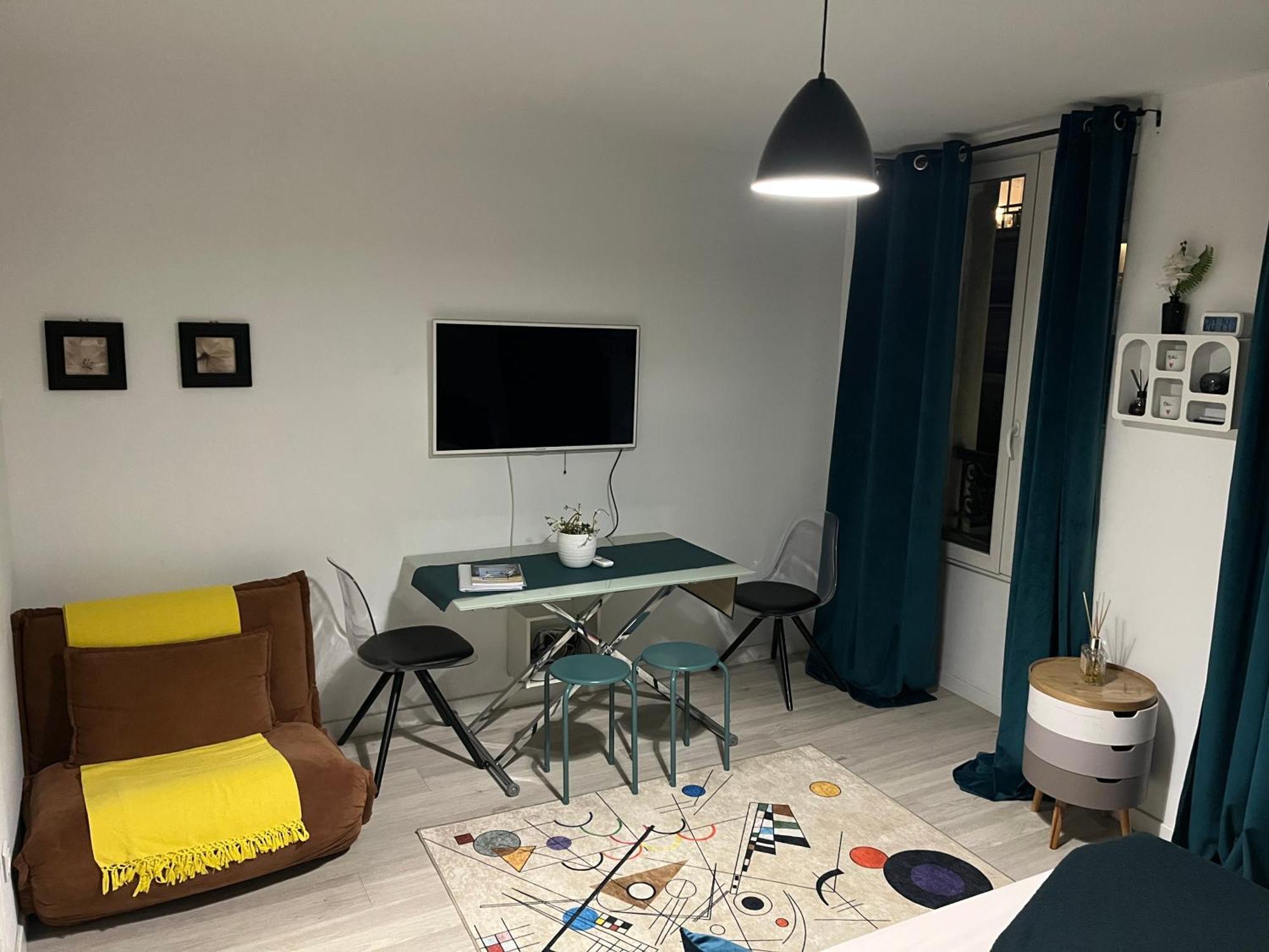 Appartement Paisible Clichy Ngoại thất bức ảnh