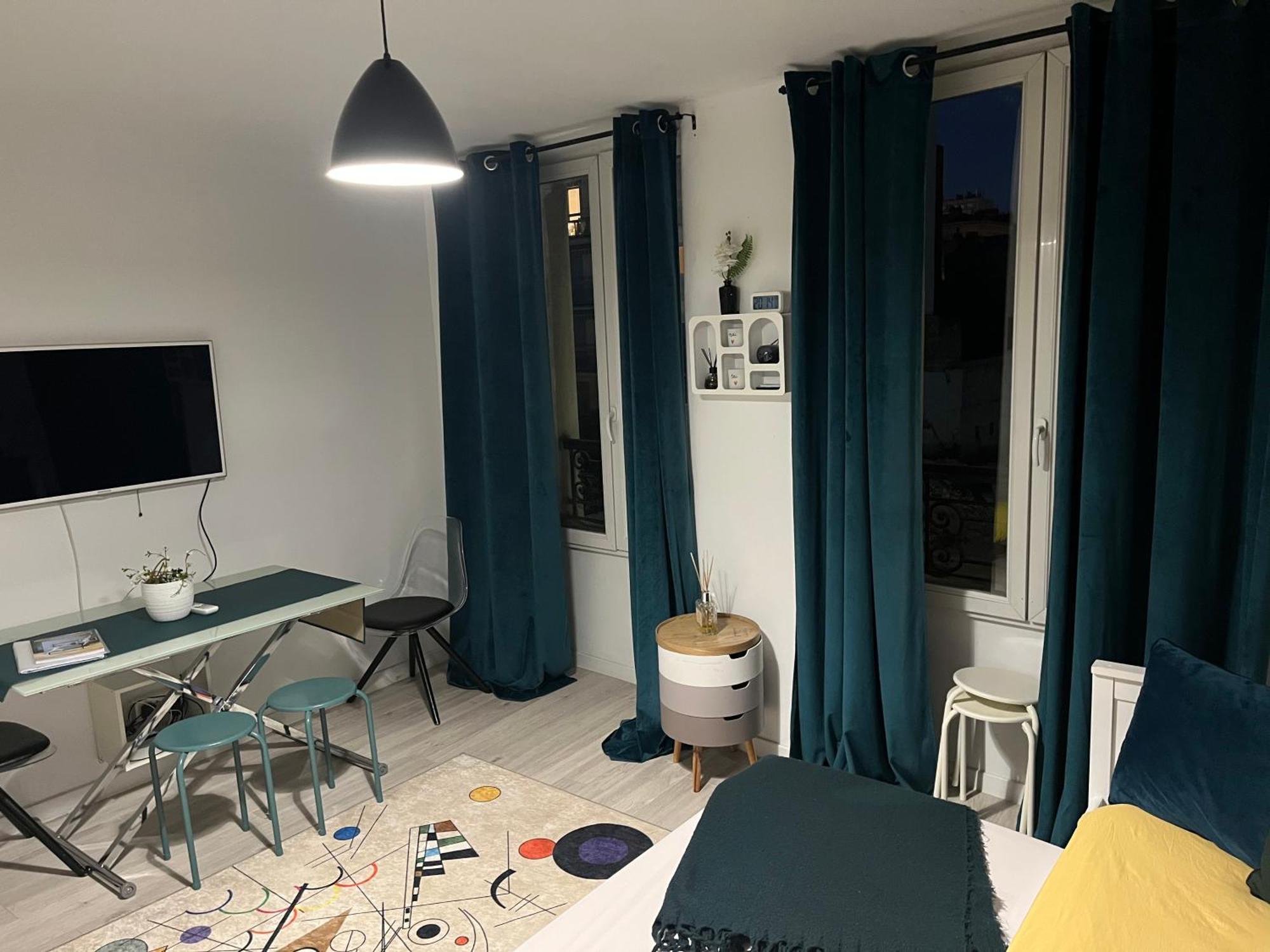 Appartement Paisible Clichy Ngoại thất bức ảnh
